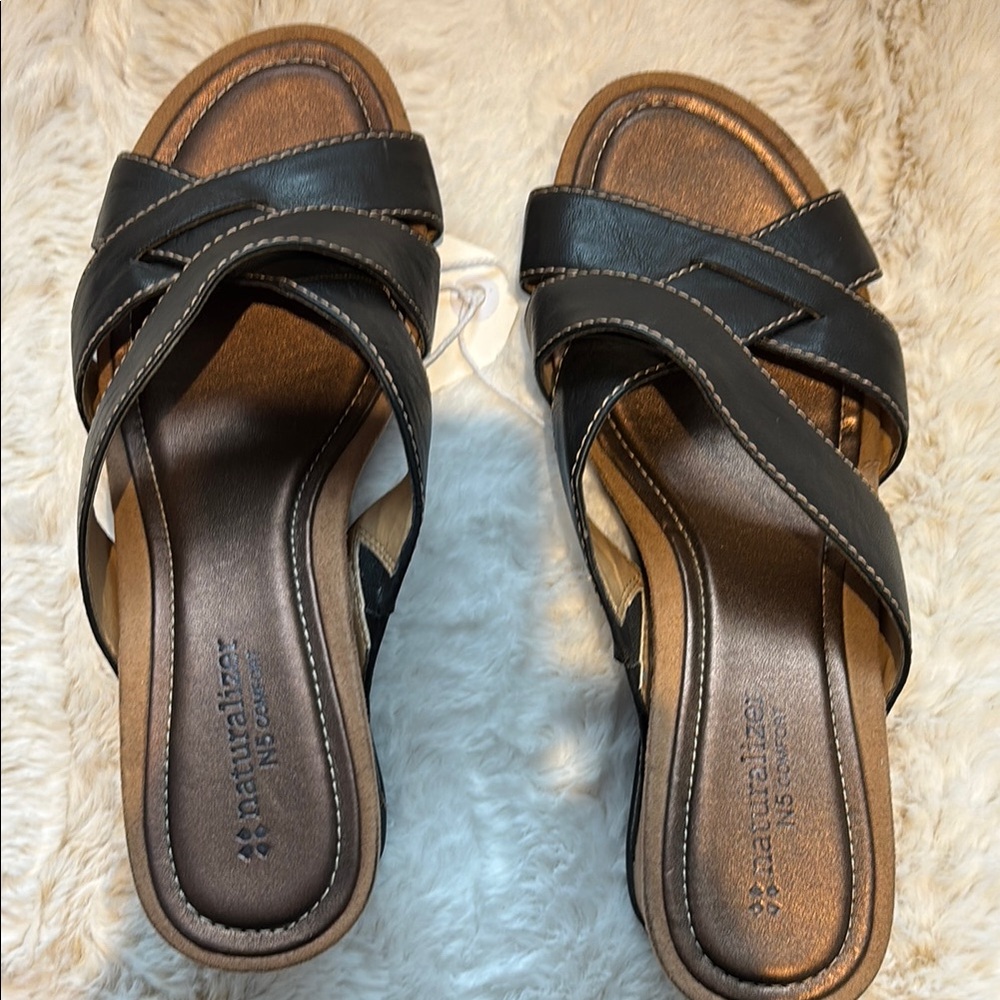 Naturalizer Women's Black Slip-On Sandals